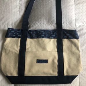 Pi Beta Phi Vineyard Vines Tote